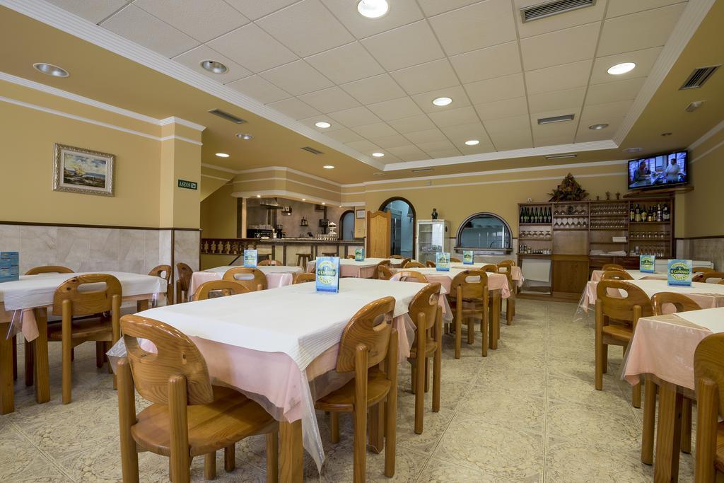 Hostal O Camouco Portonovo Kültér fotó