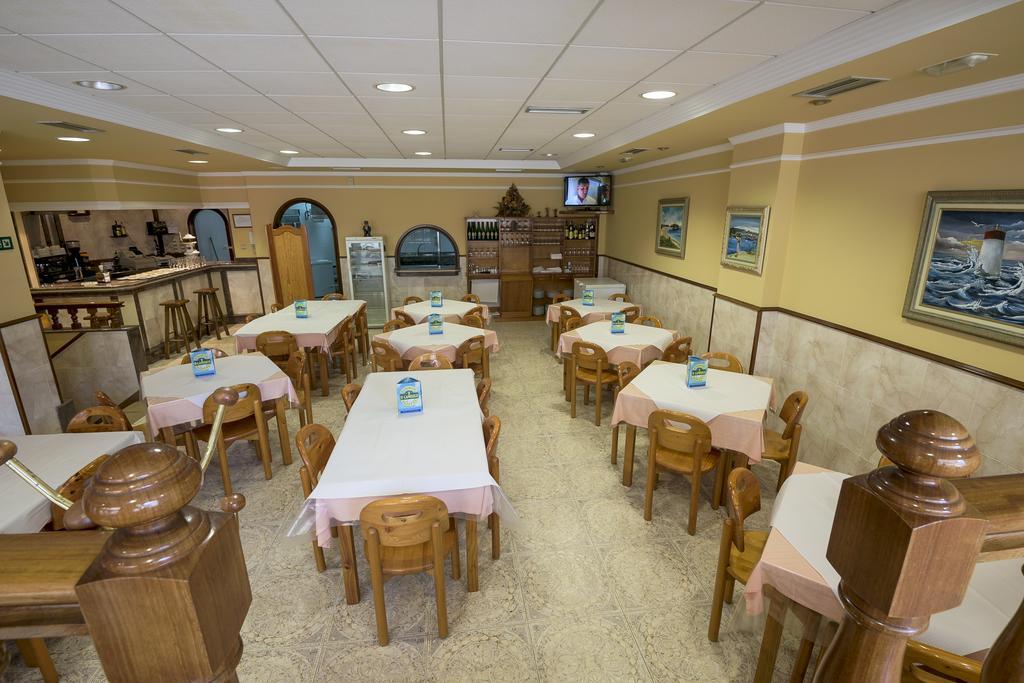Hostal O Camouco Portonovo Kültér fotó