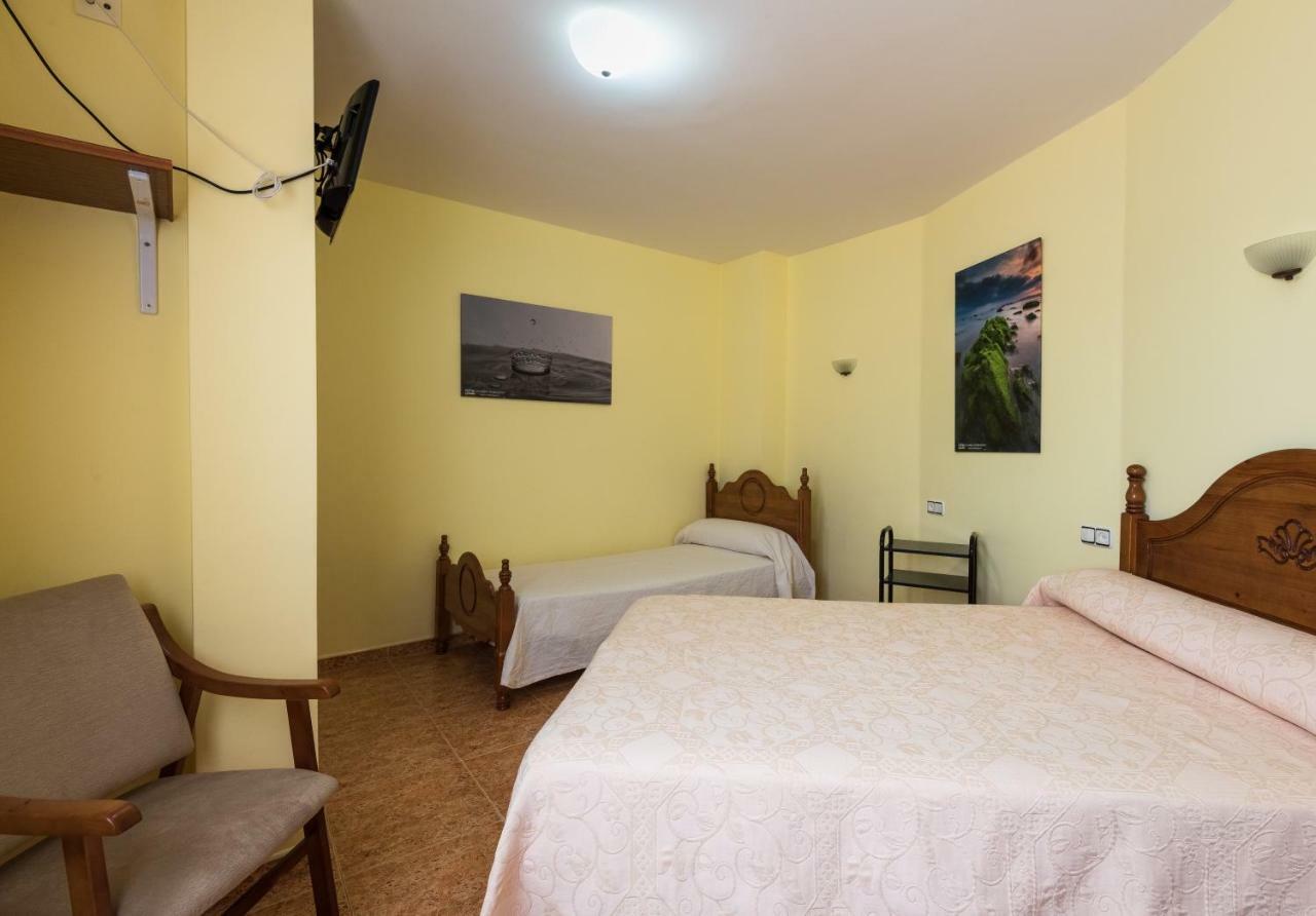 Hostal O Camouco Portonovo Kültér fotó