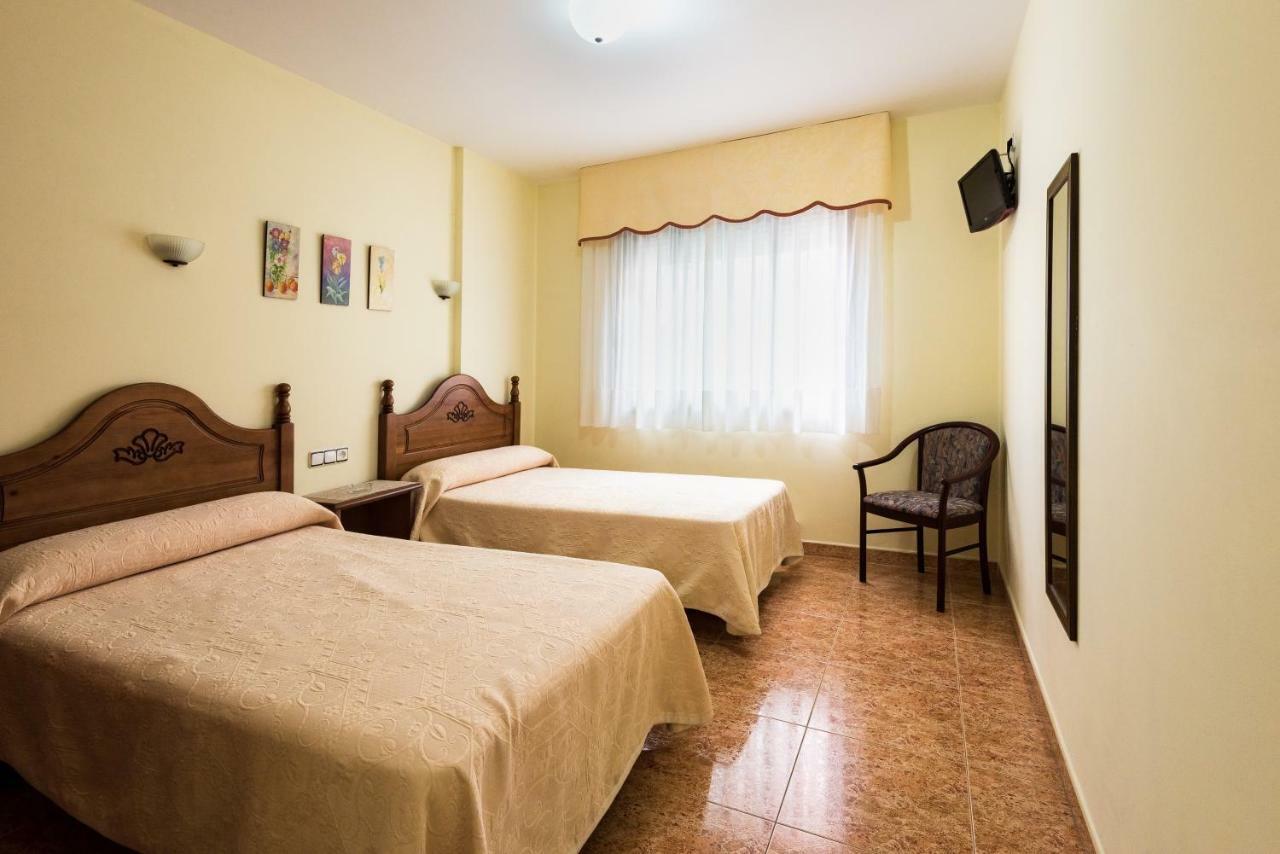 Hostal O Camouco Portonovo Kültér fotó